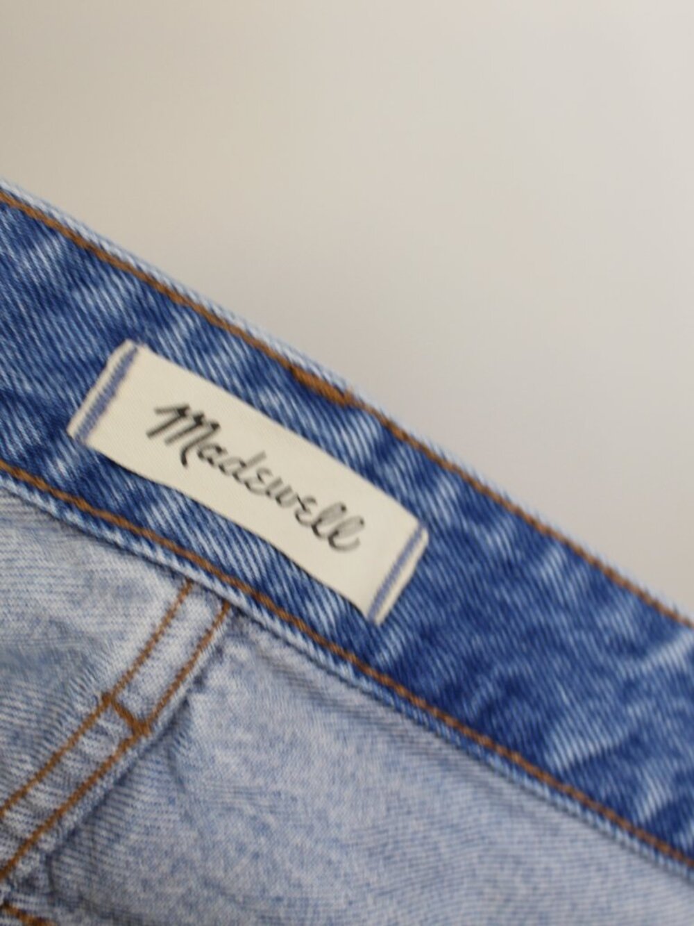 Madewell Relaxed Denim Shorts 31 Distressed High Rise‎ Cutoff - Picture 6 of 9